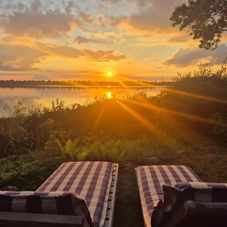 Erste Reihe Am Mit Panoramablick Und Garten Scharbeutz