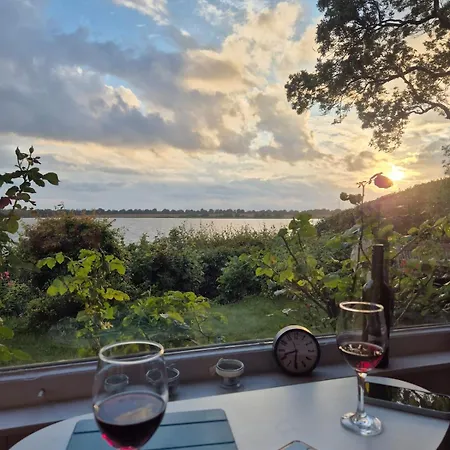 Erste Reihe Am Mit Panoramablick Und Garten Dom wakacyjny